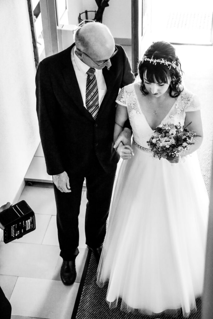 Hochzeitsreportage - Standesamtliche Hochzeit Brautpaar, Gäste, Stimmung, Eventlocation & Rathaus Neuburg a.d. Kammel