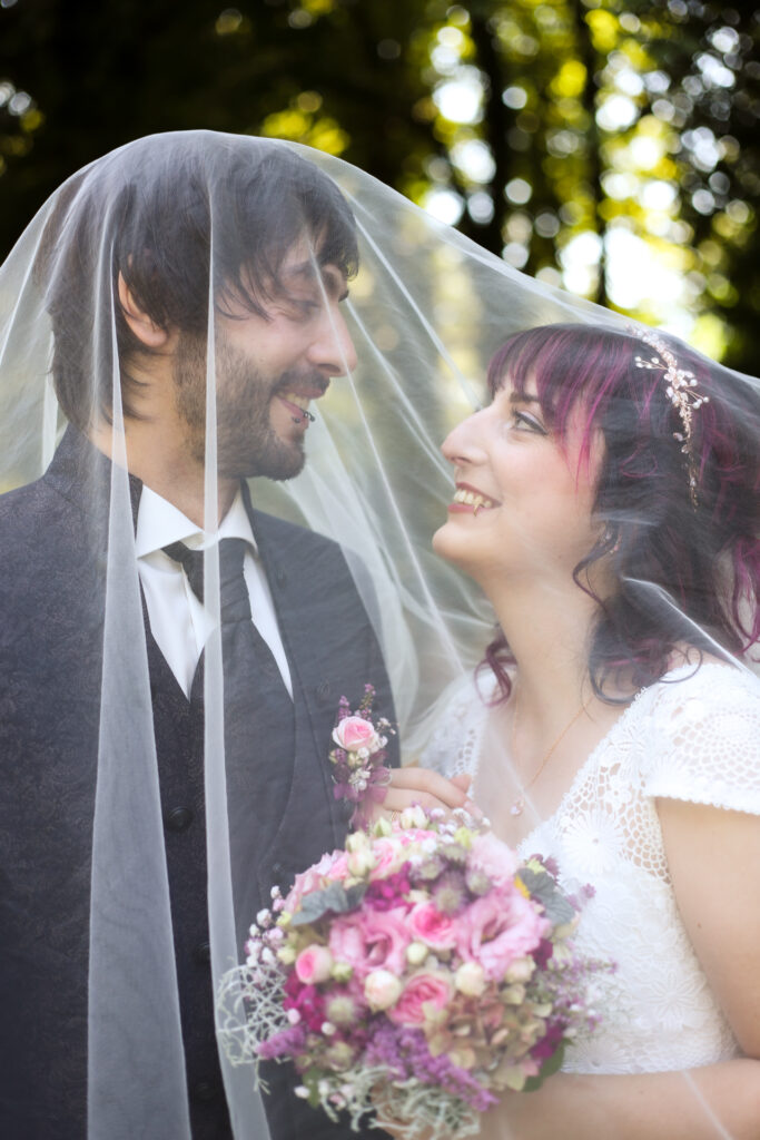 Hochzeitsreportage - Standesamtliche Hochzeit Brautpaar, Gäste, Stimmung, Eventlocation & Rathaus Neuburg a.d. Kammel