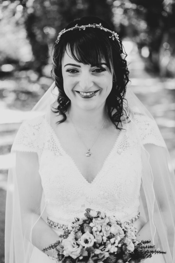 Hochzeitsreportage - Standesamtliche Hochzeit Brautpaar, Gäste, Stimmung, Eventlocation & Rathaus Neuburg a.d. Kammel