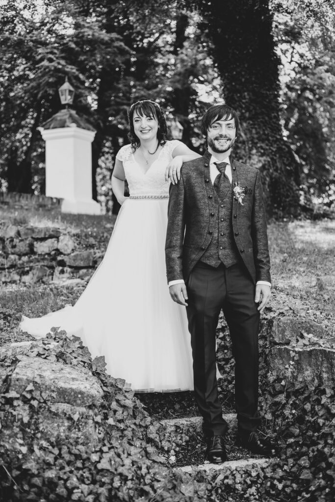 Hochzeitsreportage - Standesamtliche Hochzeit Brautpaar, Gäste, Stimmung, Eventlocation & Rathaus Neuburg a.d. Kammel