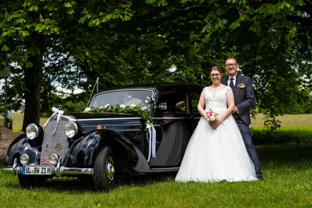 Hochzeitsreportage - Kirchliche Hochzeit Brautpaar, Gäste, Stimmung, Eventlocation & Kirche