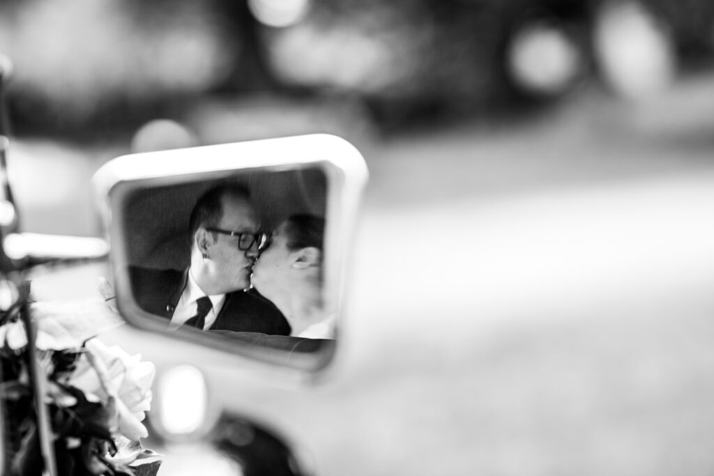 Hochzeitsreportage - Kirchliche Hochzeit Brautpaar, Gäste, Stimmung, Eventlocation & Kirche