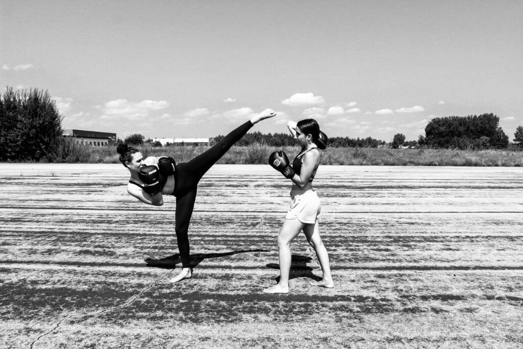 Freundinnen - Sport Reportage - Kampfsport