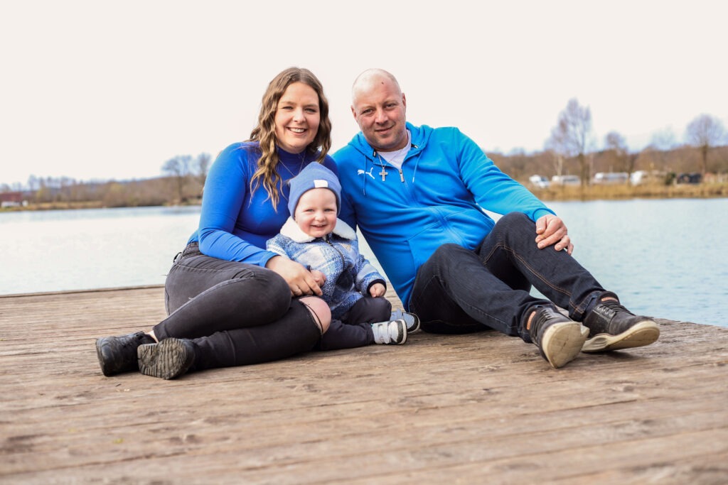 Familienreportage - Kind, Vater & Mutter am Weiher