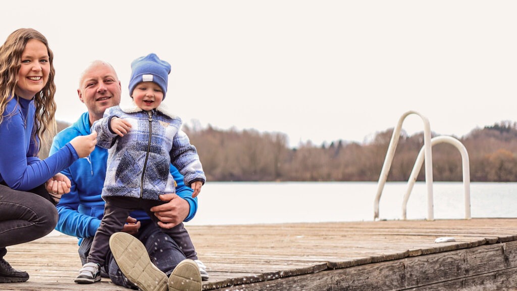 Familienreportage - Kind, Vater & Mutter am Weiher