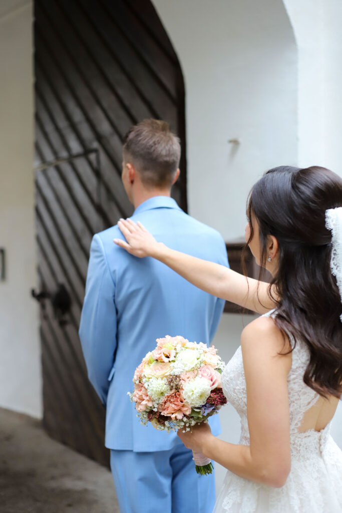 Standesamtliche Hochzeitsreportage - Brautpaar, Gäste, Standesamt, Schlossgarten, Schloss Neuburg a.d. Kammel