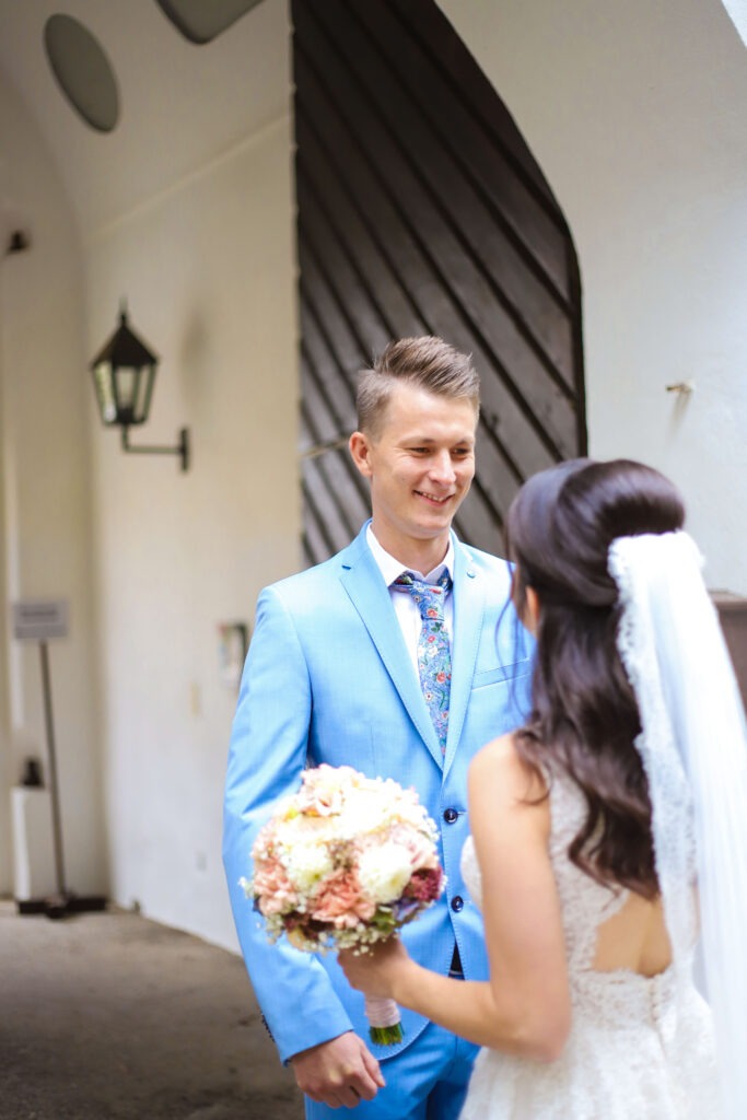 Standesamtliche Hochzeitsreportage - Brautpaar, Gäste, Standesamt, Schlossgarten, Schloss Neuburg a.d. Kammel