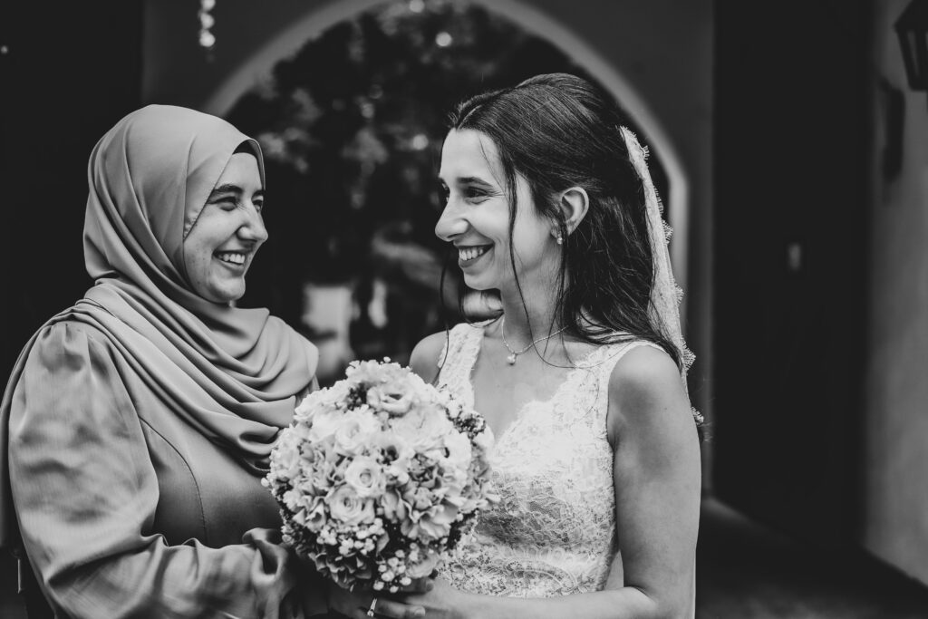 Standesamtliche Hochzeitsreportage - Brautpaar, Gäste, Standesamt, Schlossgarten, Schloss Neuburg a.d. Kammel