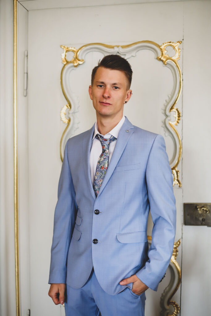 Standesamtliche Hochzeitsreportage - Brautpaar, Gäste, Standesamt, Schlossgarten, Schloss Neuburg a.d. Kammel