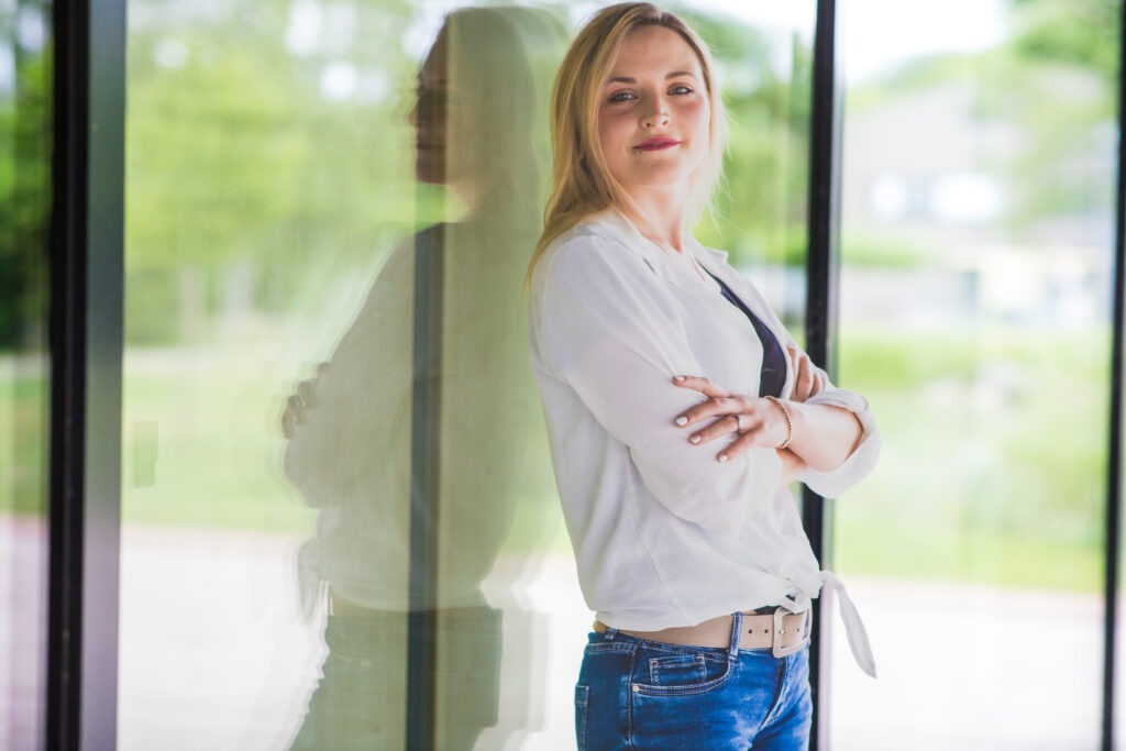 Business Bilder Janine - Portrait & Ganzkörper