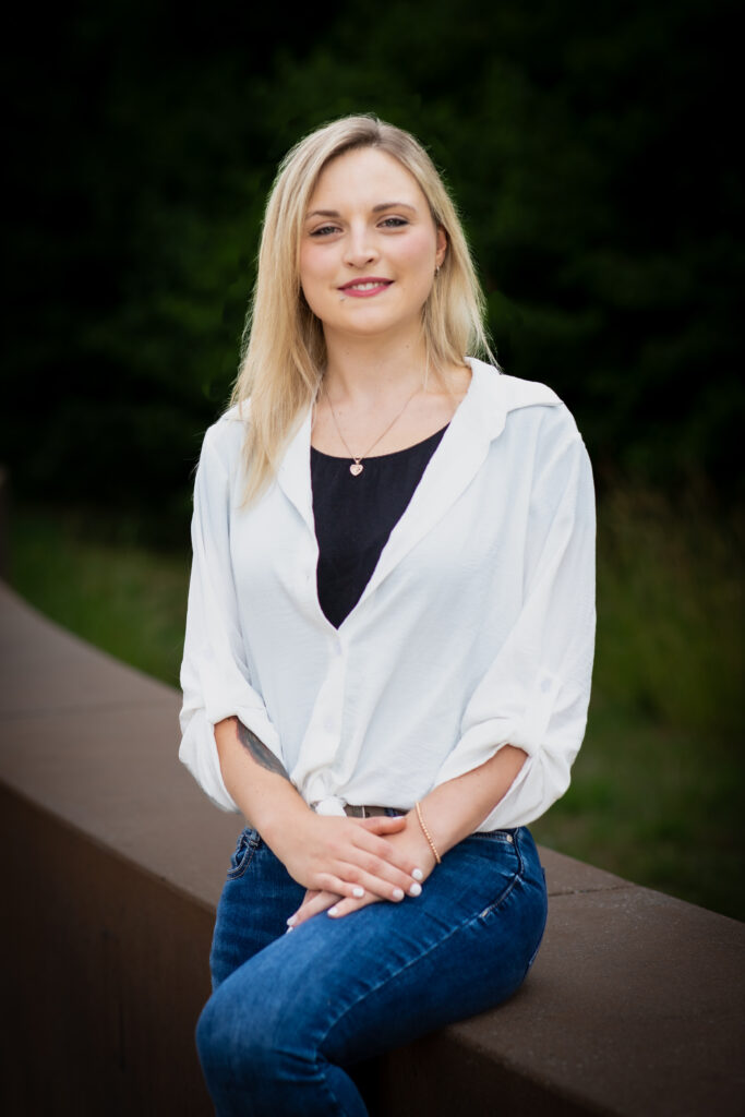 Business Bilder Janine - Portrait & Ganzkörper